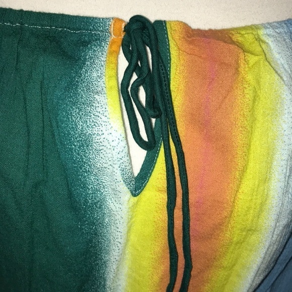 BCBGeneration faded stripe balloon sleeve top - Picture 5 of 7